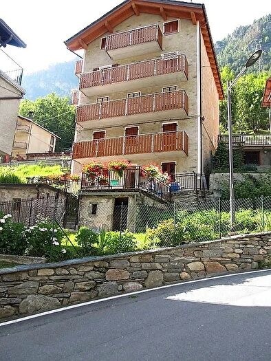 Appartamento con 5 locali in vendita in Lanzada