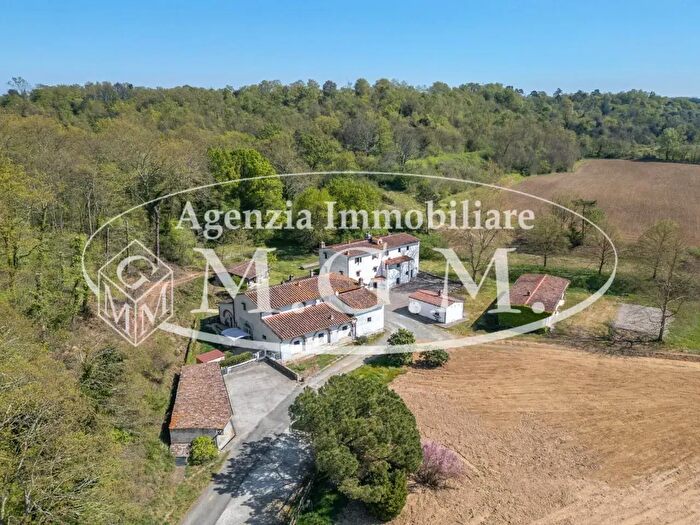 Appartamento con 6 locali in vendita in I, Calcinaia