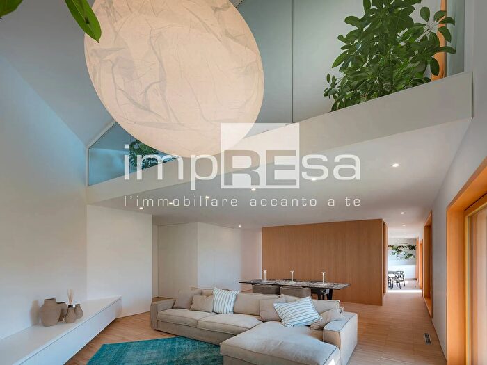 Casa con 6 locali in vendita in Via Alberto Gianquinto, Jesolo
