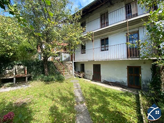 Casa quadrilocale in vendita in Pinasca Borgata Bernard, Pinasca