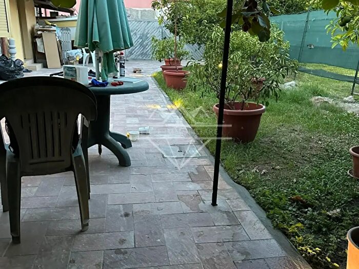 Casa trilocale in affitto in Ia Lunense, Carrara