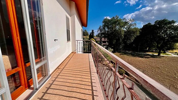 Casa con 5 locali in vendita in Indirizzo Contrada Castelnuovo c, Recanati