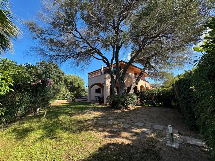 Appartamento bilocale in vendita in Via Gramsci, San Teodoro
