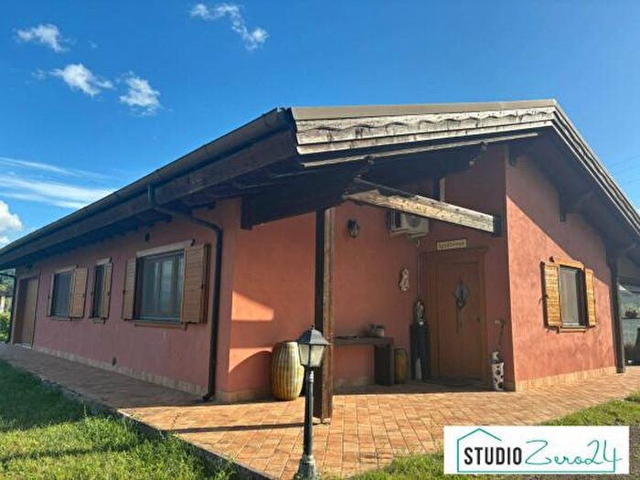 Casa quadrilocale in vendita in San Michele, Orte