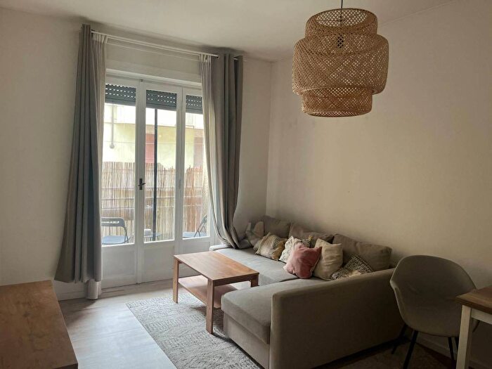 Appartamento trilocale in affitto in Via dei Gracchi, Frua, Milano