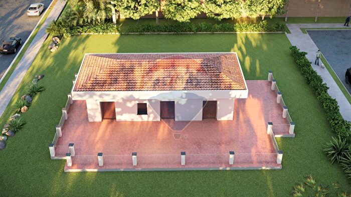 Casa trilocale in vendita in Via Umberto Snc, San Pietro Clarenza