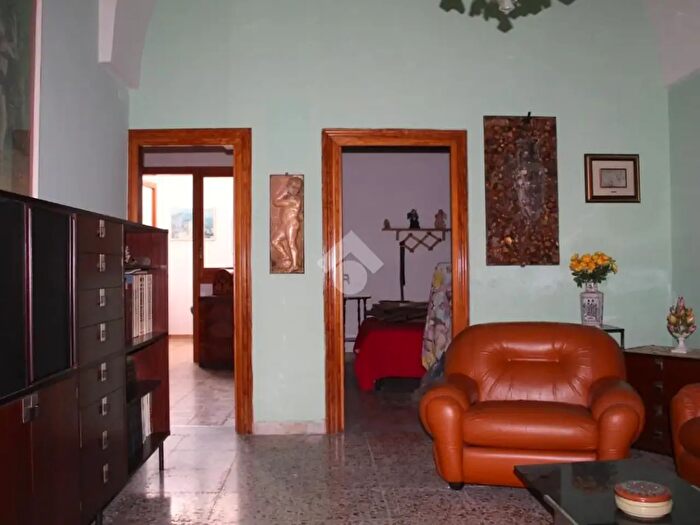 Appartamento trilocale in vendita in Via Vittorio Emanuele, San Vito Dei Normanni