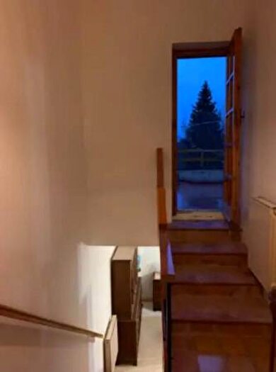 Casa con 5 locali in vendita in Via Giacomo Leopardi, Fiastra