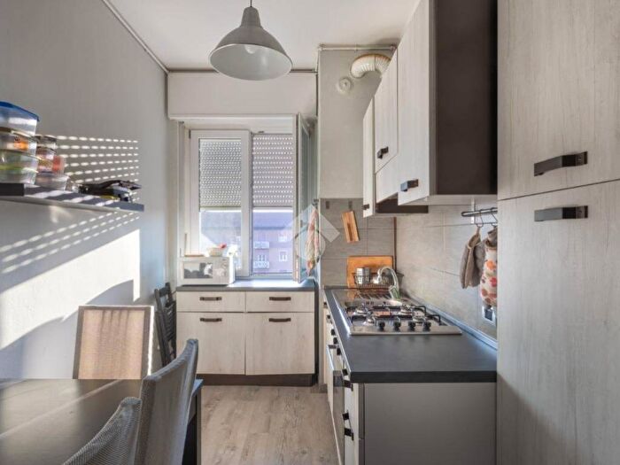 Appartamento trilocale in vendita in Via santa marcellina, Bicocca, Milano