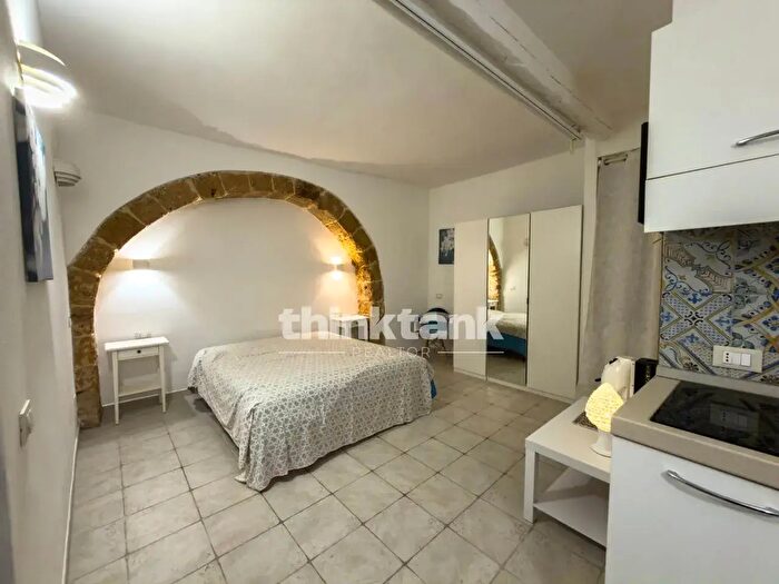Appartamento monolocale in affitto in Via Salomone, Siracusa