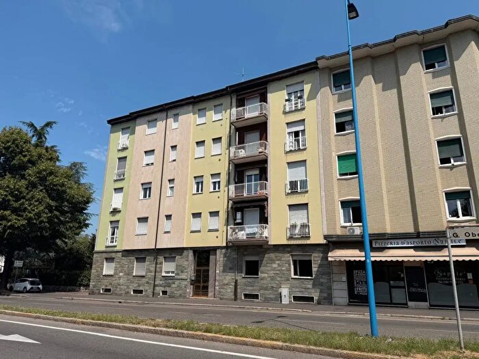 Appartamento trilocale in vendita in Va Guglielmo Oberdan, Brescia