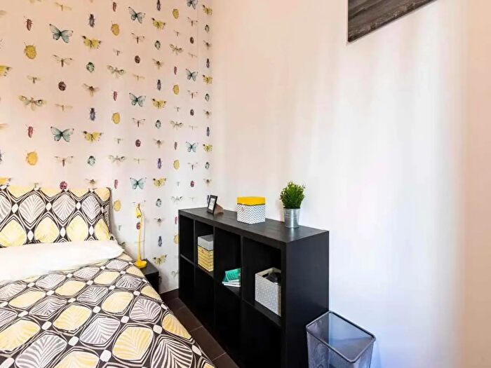 Appartamento monolocale in affitto in Via Gardone, Milano