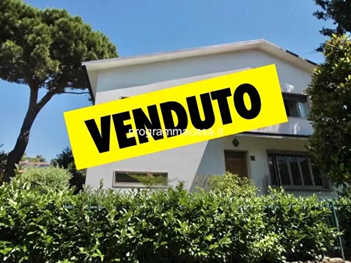 Casa con 5 locali in vendita in Via Silvio Pellico, Segrate