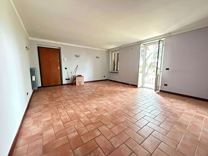 Appartamento trilocale in affitto in Via Macedonio Melloni, Spoleto