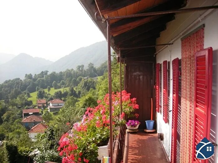 Appartamento trilocale in vendita in San Germano Chisone Via Ghersine, San Germano Chisone