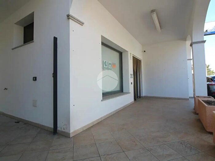 Casa trilocale in vendita in Via Battisti, Dolianova