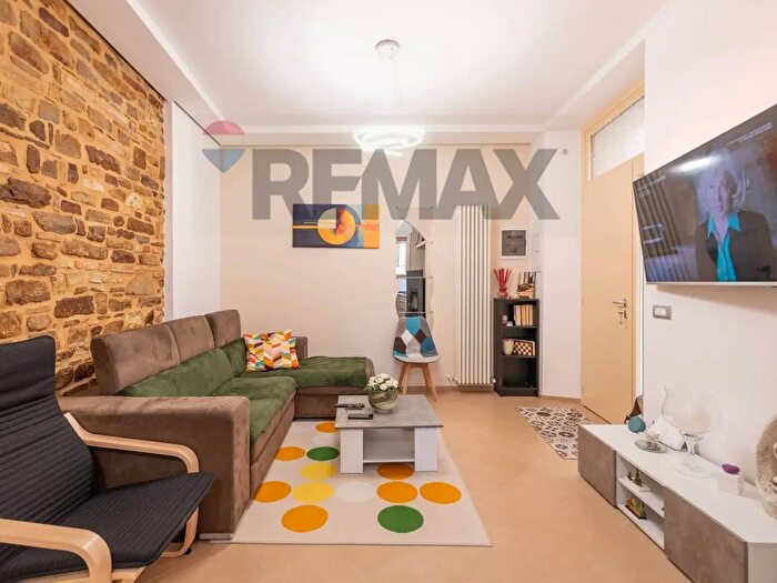 Casa con 5 locali in vendita in Via Cavalieri a, Serra San Quirico
