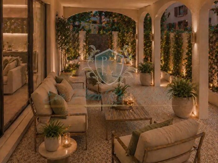 Appartamento trilocale in vendita in Via XX Settembre, Lodi