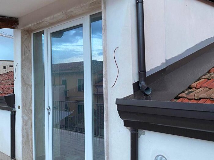 Casa con 5 locali in affitto in Corso Trieste, Caserta