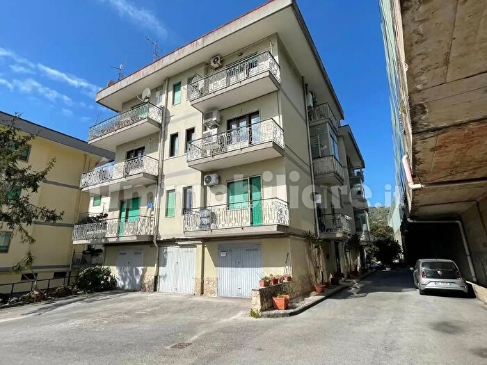 Appartamento bilocale in vendita in Via Guido Martuscelli, Salerno