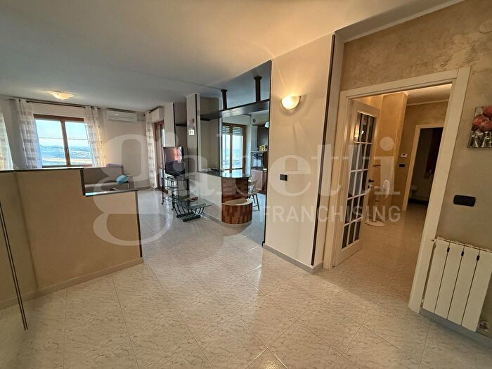 Appartamento quadrilocale in vendita in Via Padova, Termoli