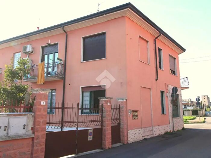 Appartamento bilocale in vendita in Via Torquato Tasso, Nerviano