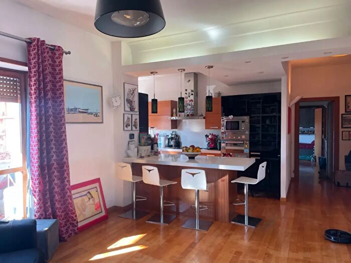 Appartamento trilocale in vendita in Via del Fosso dellAcqua Mariana, Roma