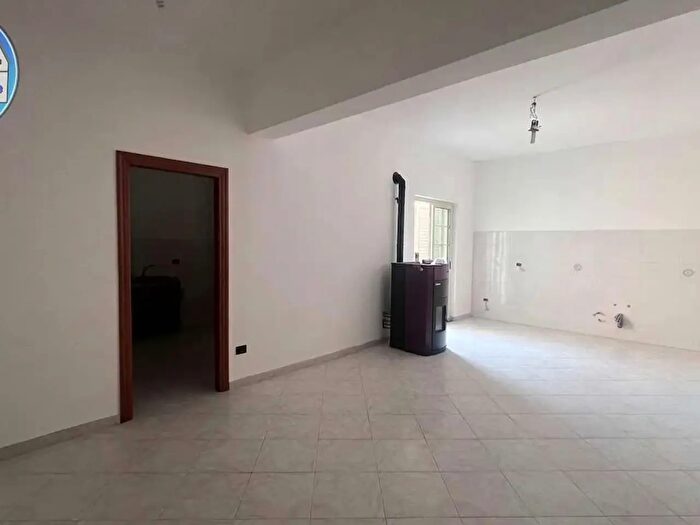 Appartamento trilocale in vendita in Gioia Tauro