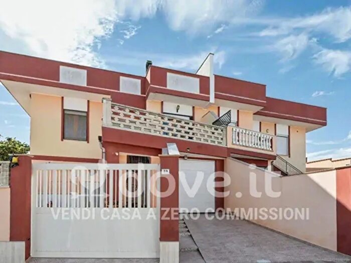 Casa con 6 locali in vendita in Via Nicola Valle, Cagliari