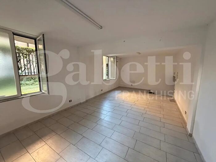 Appartamento monolocale in affitto in Viale Romagna, Monza