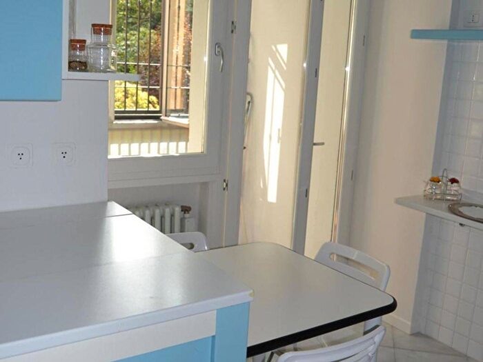 Appartamento con 5 locali in affitto in Viale Vittorio Veneto, Centro Storico, Modena