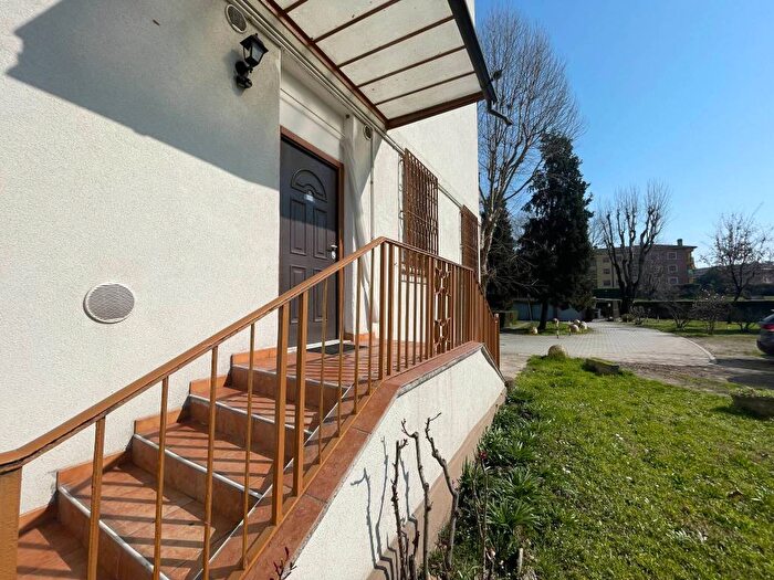 Appartamento bilocale in affitto in Via Cesare Pavese, Centro, Rozzano
