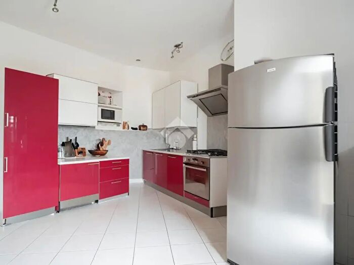 Appartamento quadrilocale in vendita in Via Giovanni Verneri, Alessandria