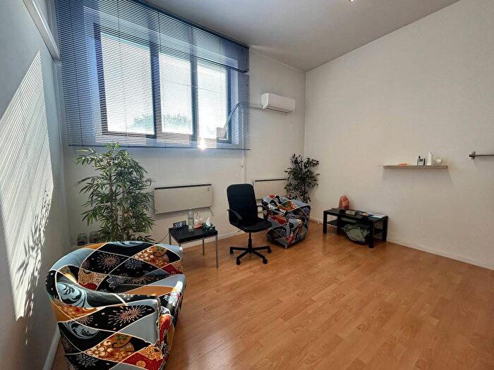 Casa monolocale in affitto in Viale dei Mille, Campo di Marte, Firenze