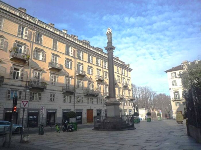 Appartamento bilocale in affitto in via della Consolata C, Quadrilatero Romano, Torino