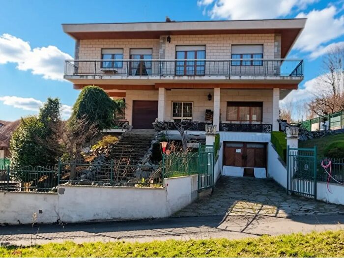 Casa con 12 locali in vendita in Via Piano Audi Snc, Corio