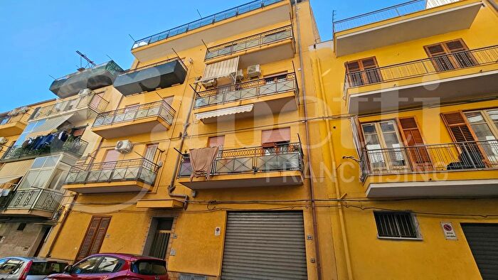 Appartamento quadrilocale in vendita in Via Pietro Gagliardo, Bagheria