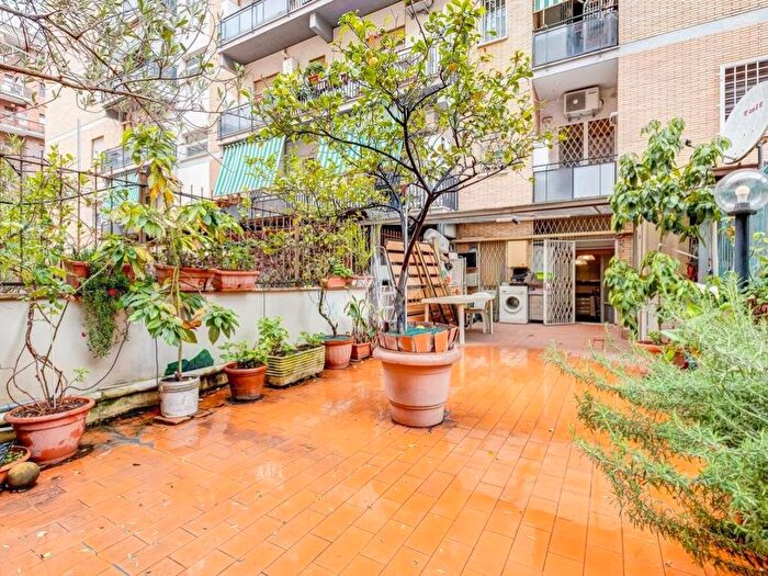 Appartamento bilocale in vendita in Via Giuseppe Veronese, Marconi, Roma