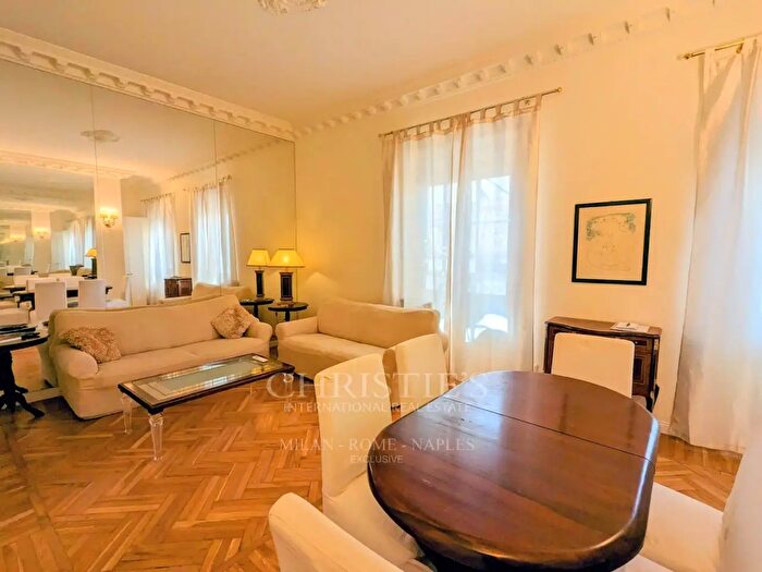 Appartamento trilocale in affitto in Piazza Vescovio, Roma