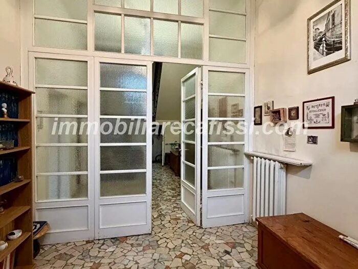 Casa con 6 locali in vendita in a Fiorello Bini, Prato