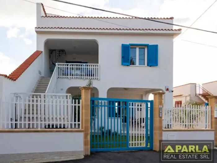 Casa con 6 locali in vendita in Via Selinunte, Castelvetrano