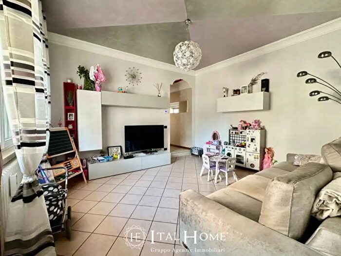 Casa con 7 locali in vendita in Via Garibaldi, Povegliano Veronese