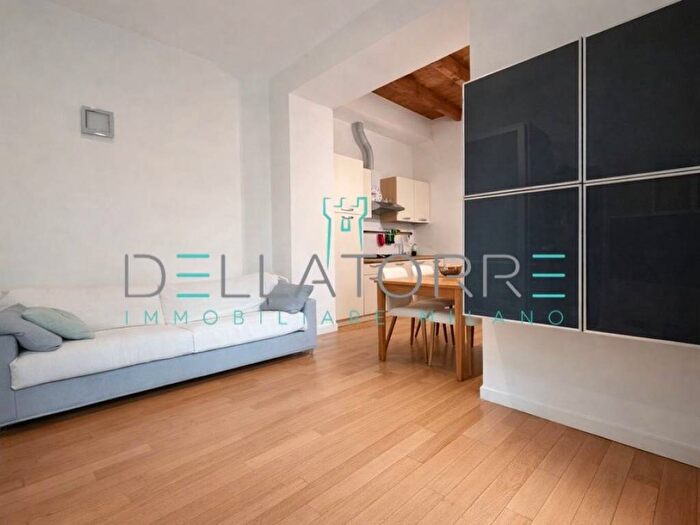 Appartamento bilocale in affitto in Via Cicco Simonetta, Corso Genova, Milano