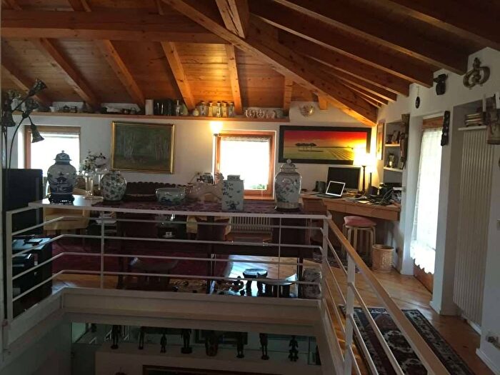 Appartamento con 5 locali in affitto in Povo, Trento