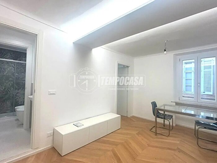 Appartamento trilocale in affitto in Via San Francesco d'Assisi, Torino