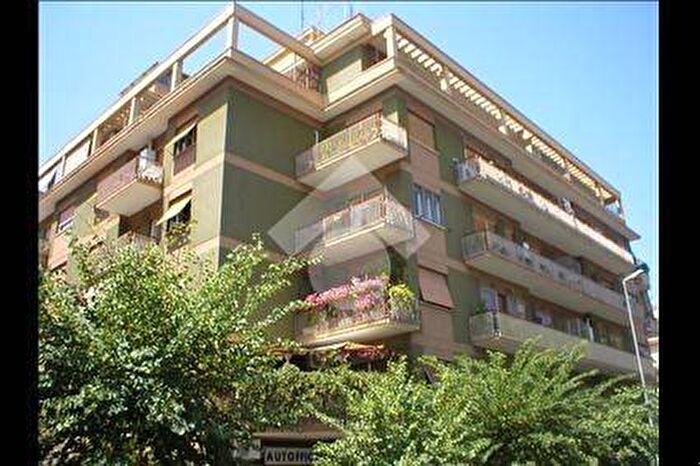 Appartamento bilocale in affitto in Via cesare laurenti, Ostia Levante, Roma