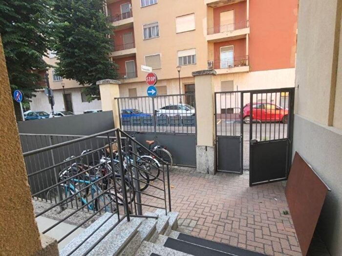 Appartamento bilocale in affitto in Viale Camillo Golgi, Policlinico, Pavia