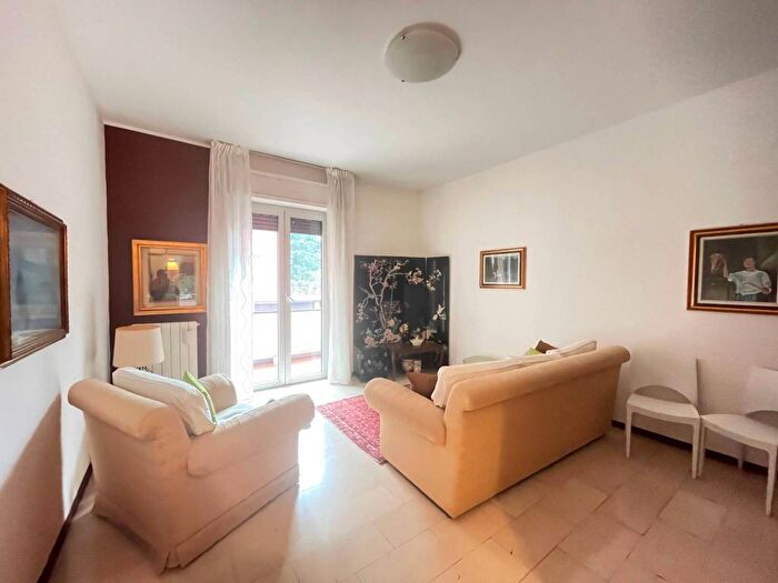 Appartamento bilocale in affitto in Via Alessandro Manzoni, Semicentro, Vimercate