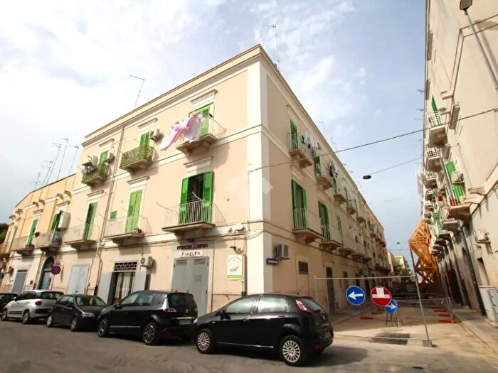 Appartamento trilocale in vendita in Via Capotorti Luigi, Molfetta