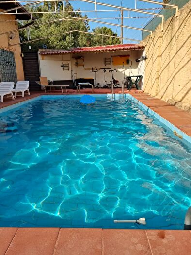 Casa con 7 locali in vendita in Località Galboneddu, Alghero